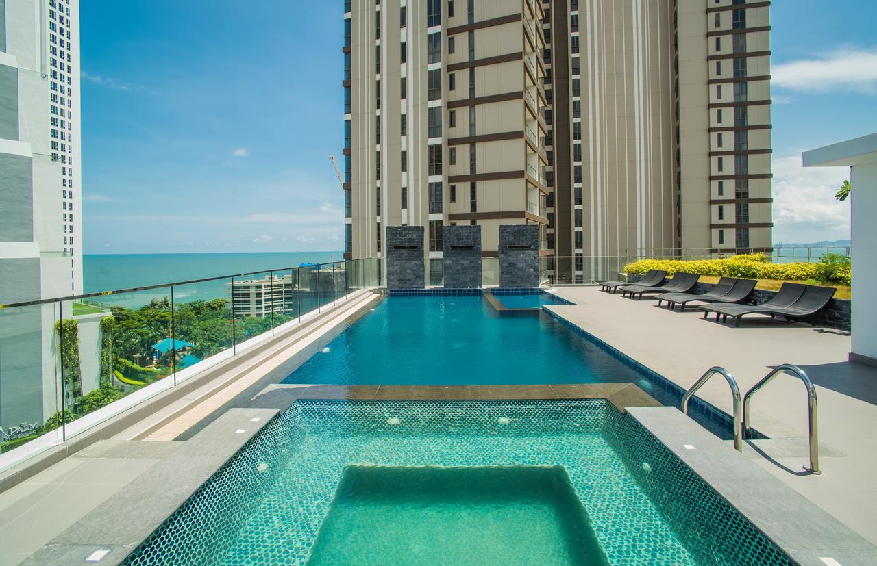 Serenity Pattaya Beach Buitenkant foto